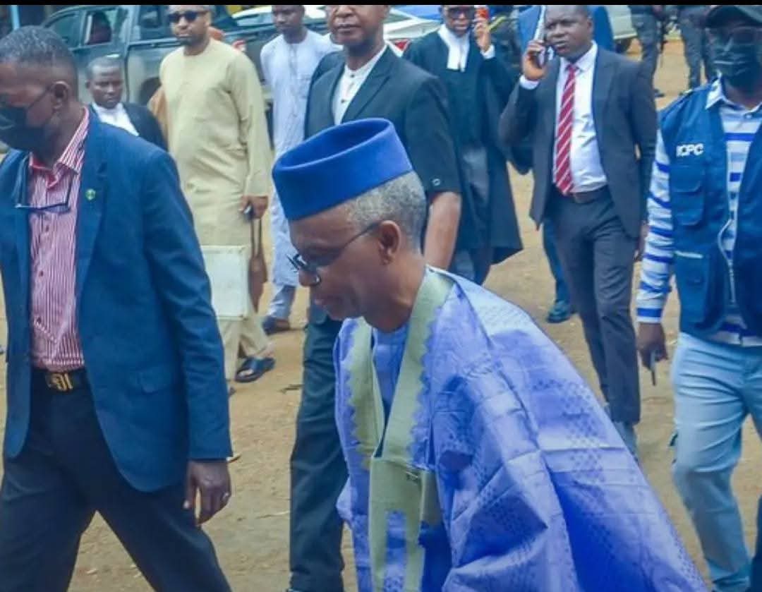 Nasir El-Rufai arriving court in Kaduna over ICPC case